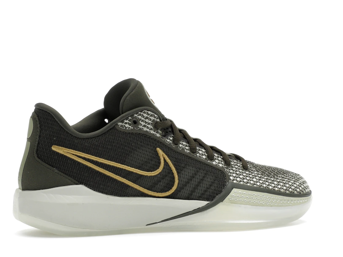 Vue 35 de Nike Sabrina 1 Dedication 