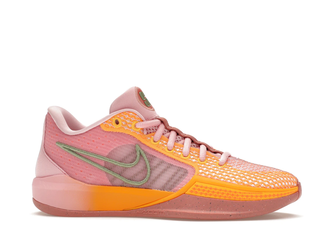 Vue 2 de Nike Sabrina 1 Rooted 