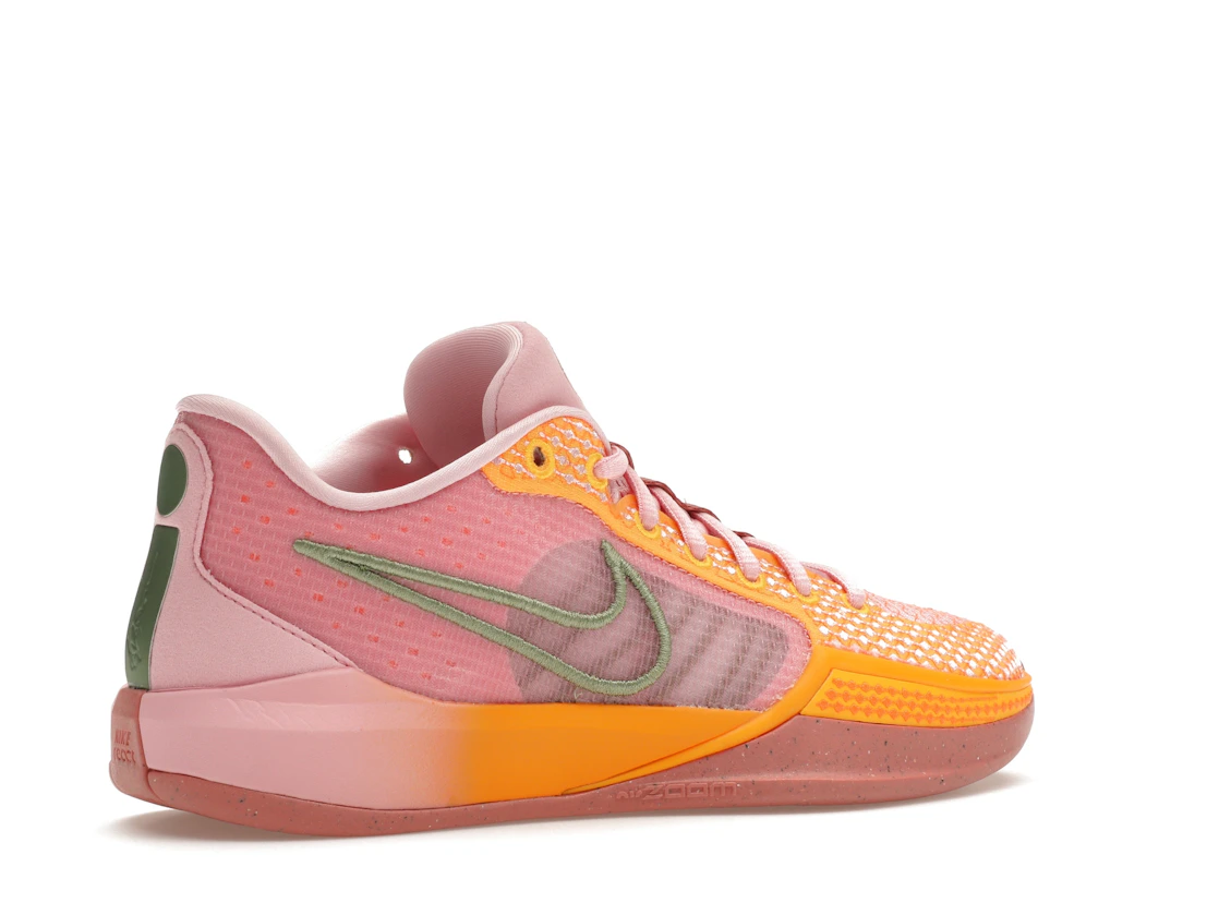 Vue 34 de Nike Sabrina 1 Rooted 