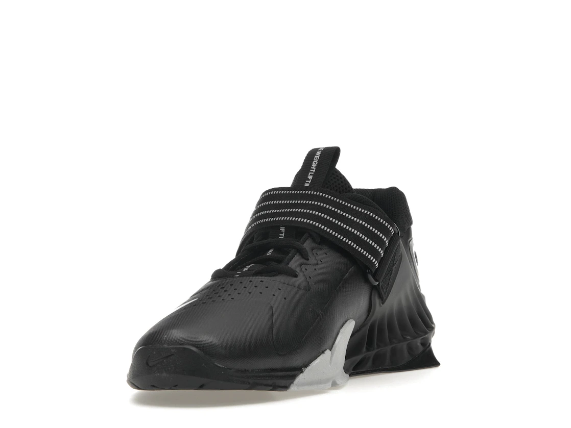 Vue 13 de Nike Savaleos Black White