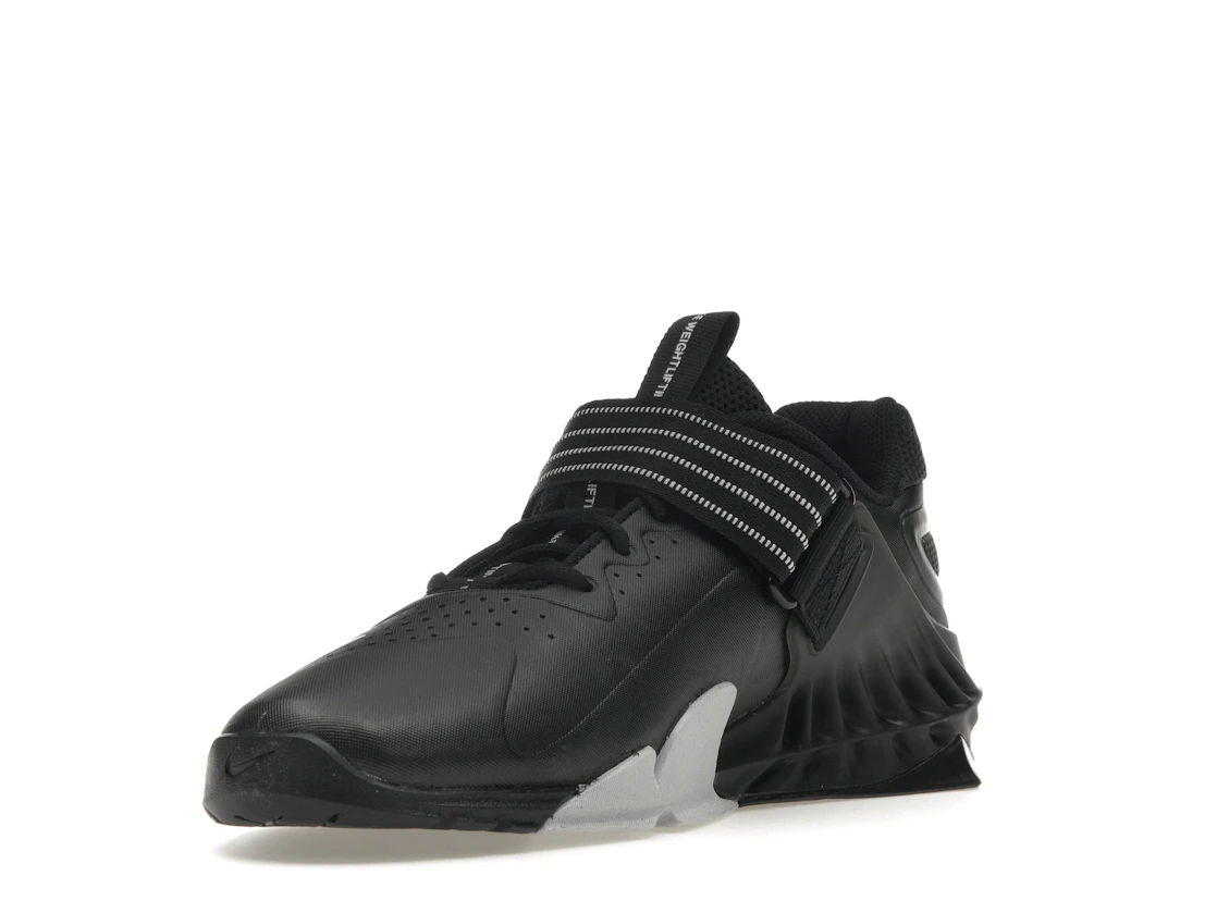 Vue 14 de Nike Savaleos Black White