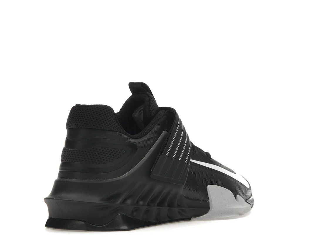 Vue 32 de Nike Savaleos Black White