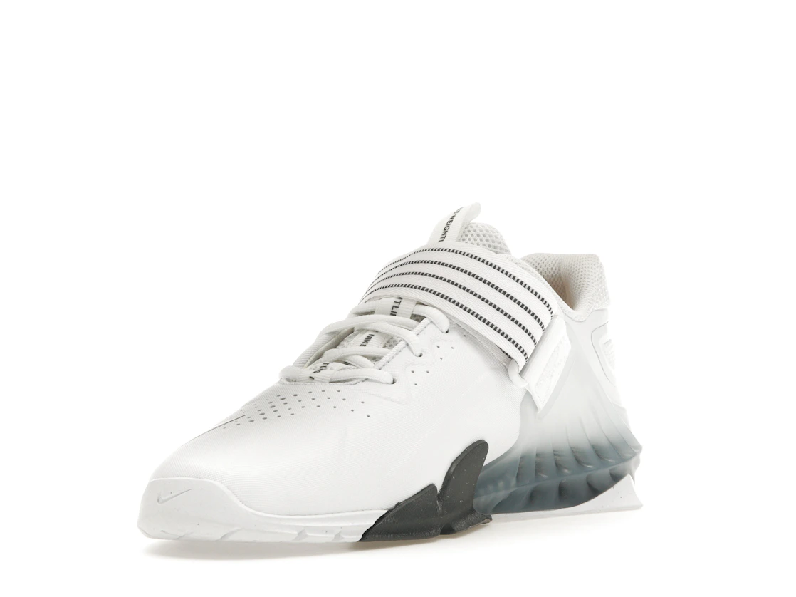 Vue 14 de Nike Savaleos White Iron Grey Laser Orange Black