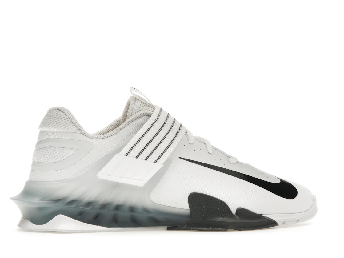 Vue 36 de Nike Savaleos White Iron Grey Laser Orange Black