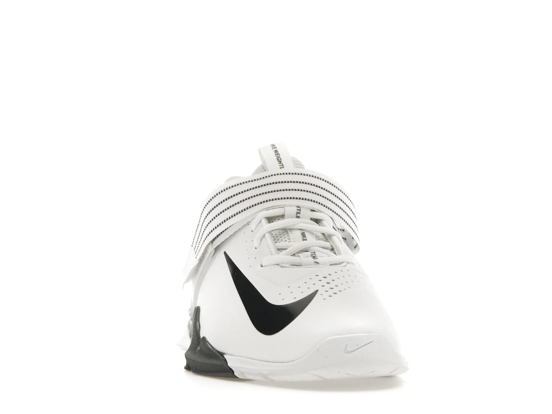 Vue 9 de Nike Savaleos White Iron Grey Laser Orange Black