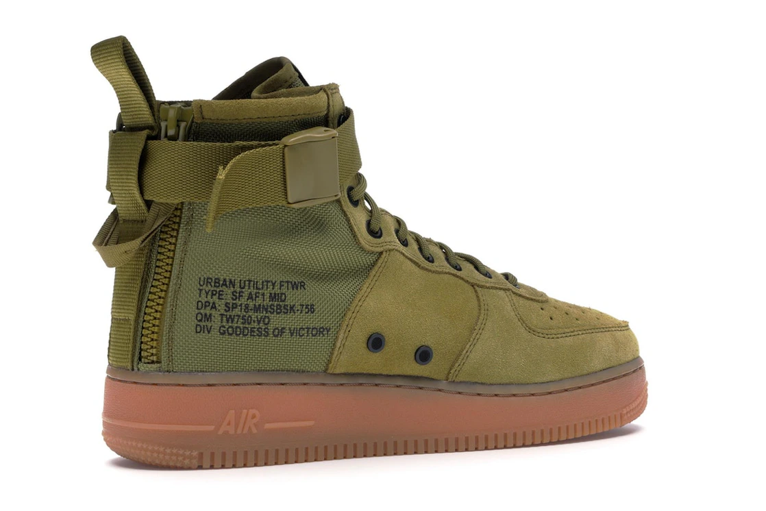 Vue 34 de Nike Sf Af1 Mid Desert Moss Desert Moss