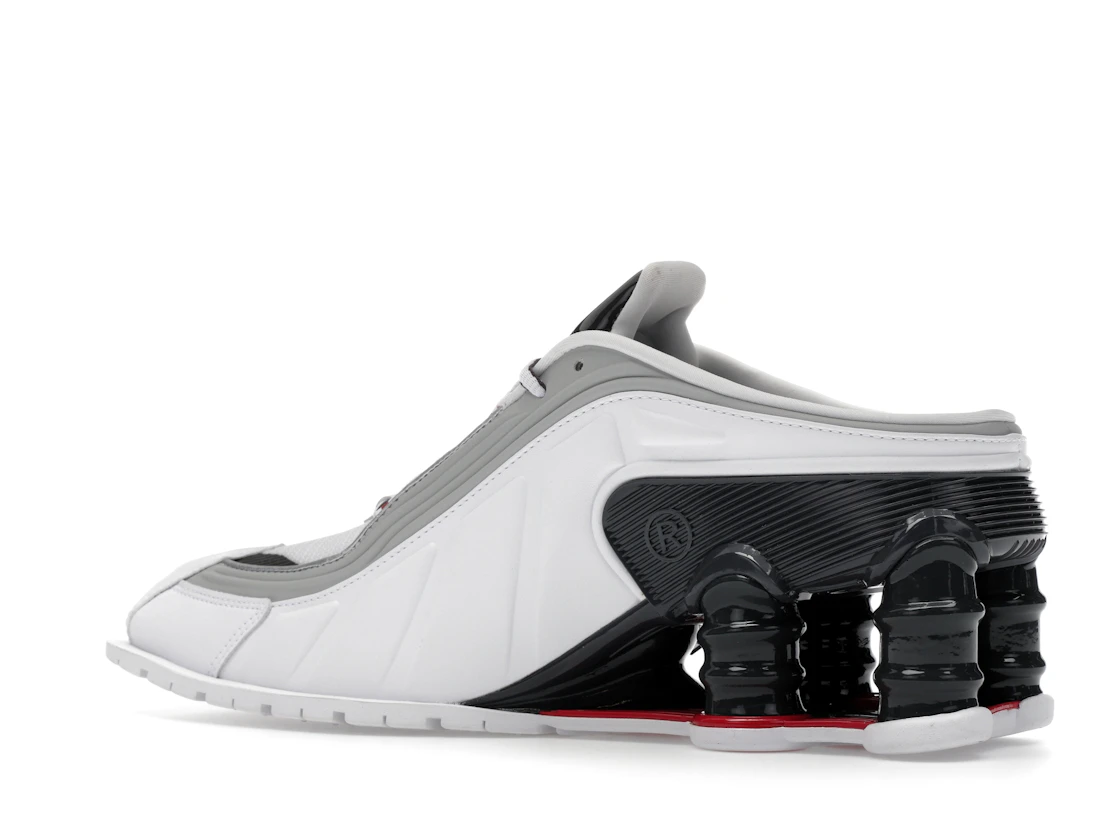 Vue 22 de Nike Shox MR4 Mule Martine Rose Metallic Platinum Varsity Red 