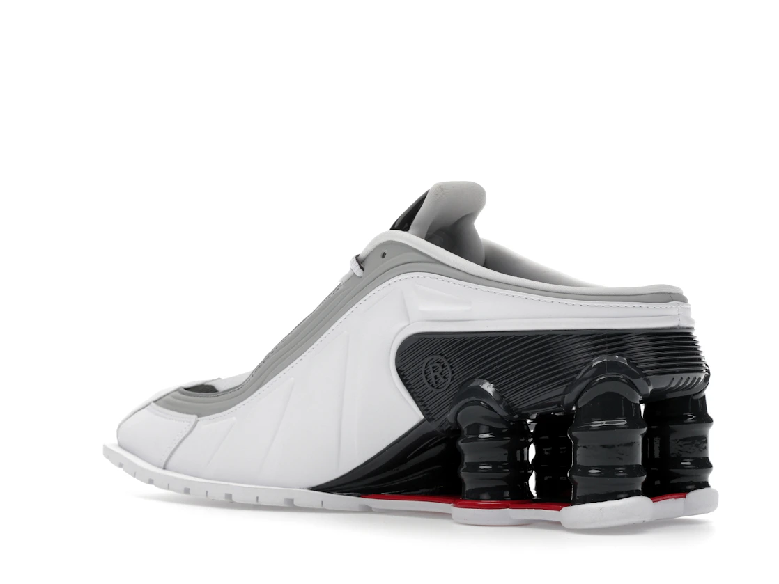 Vue 23 de Nike Shox MR4 Mule Martine Rose Metallic Platinum Varsity Red 