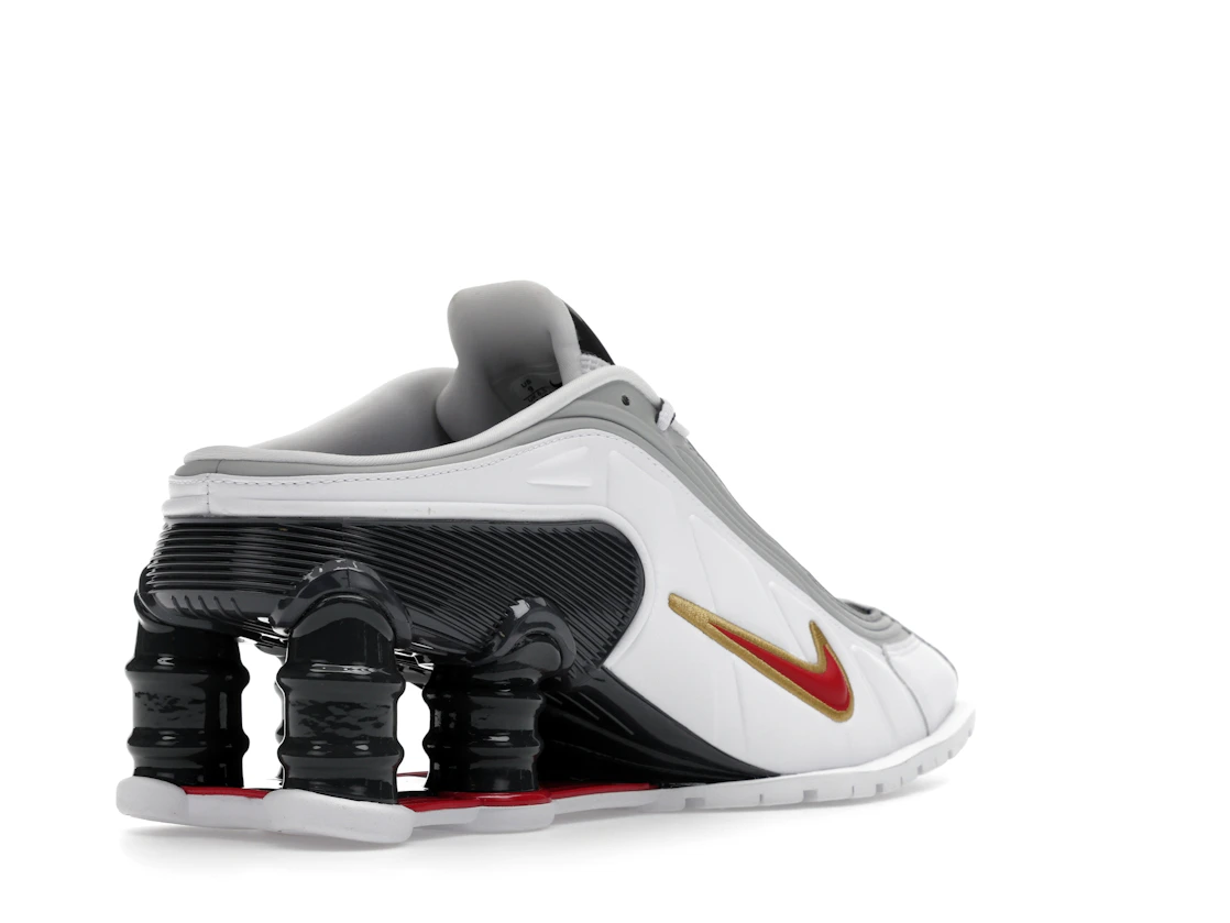 Vue 32 de Nike Shox MR4 Mule Martine Rose Metallic Platinum Varsity Red 