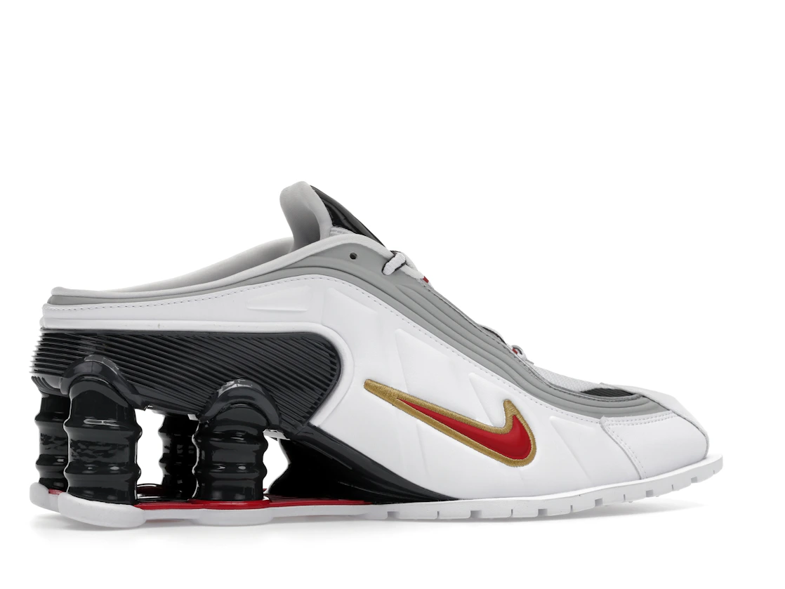 Vue 35 de Nike Shox MR4 Mule Martine Rose Metallic Platinum Varsity Red 