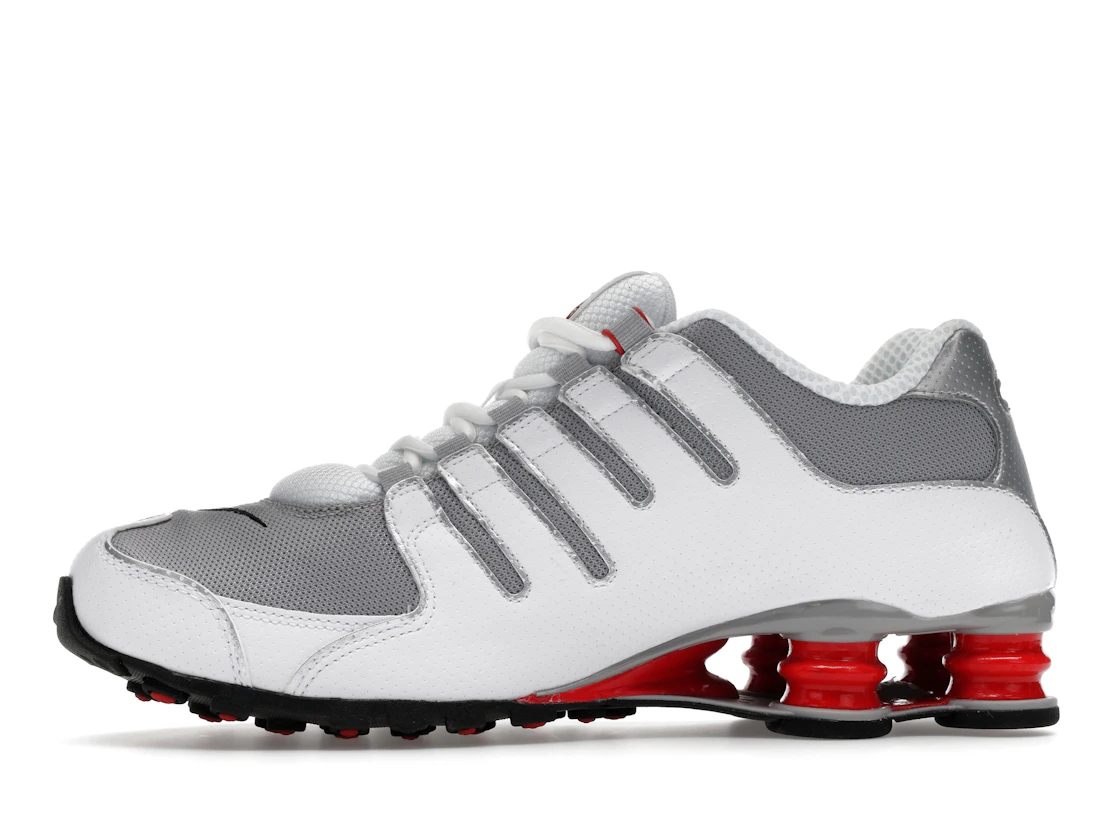 Vue 18 de Nike Shox NZ White Red Metallic Silver