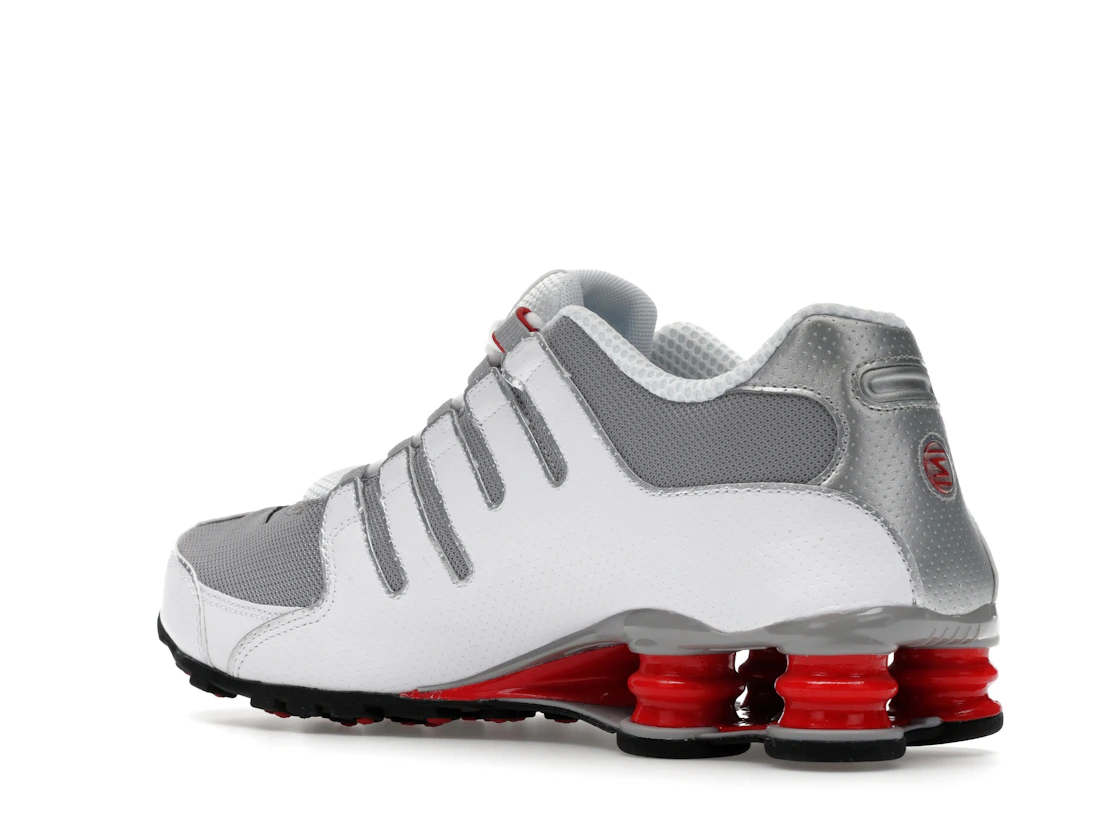 Vue 23 de Nike Shox NZ White Red Metallic Silver