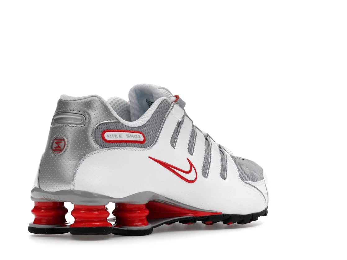 Vue 32 de Nike Shox NZ White Red Metallic Silver