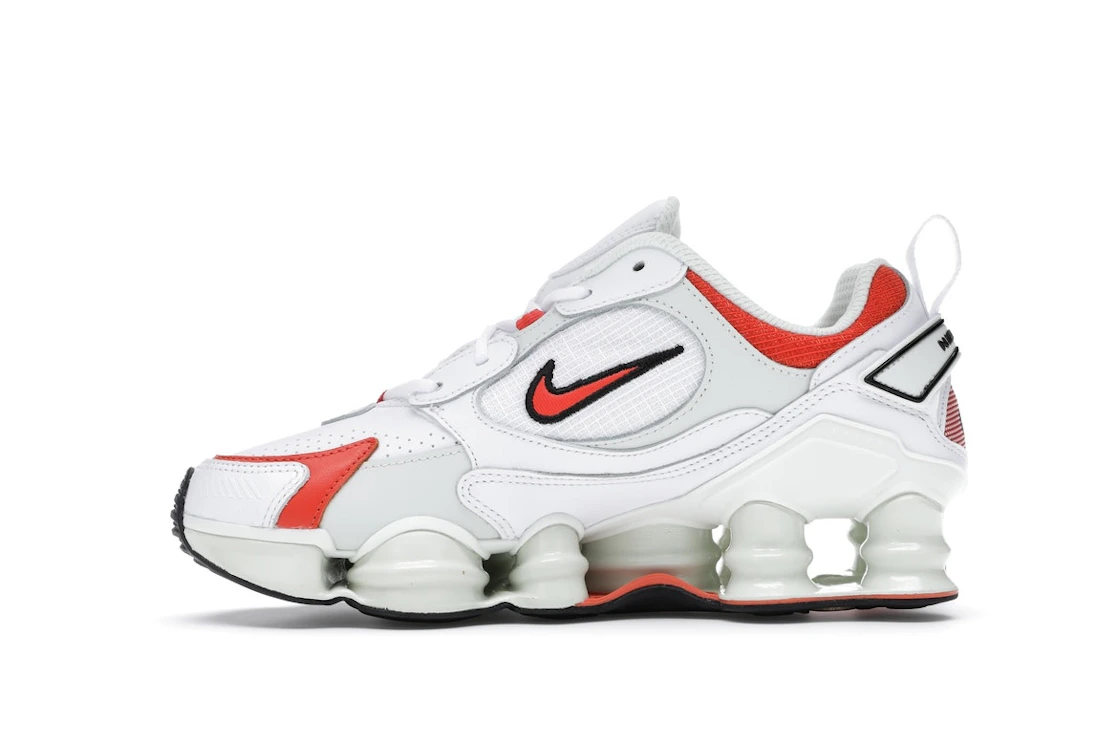 Vue 19 de Nike Shox Nova White Red 