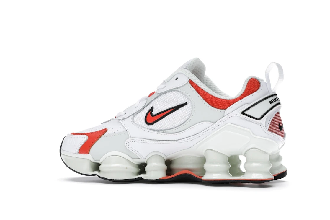 Vue 21 de Nike Shox Nova White Red 