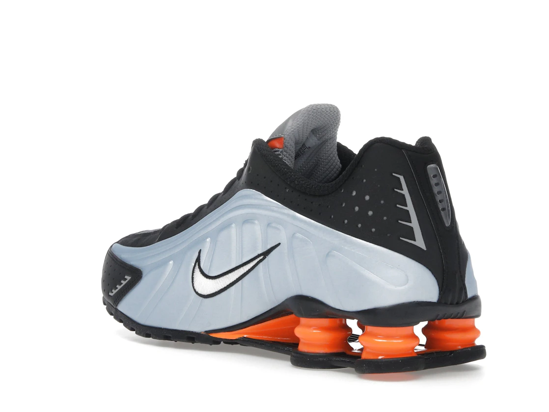Vue 24 de Nike Shox R4 Blue Tint Total Orange Black Metallic Silver 