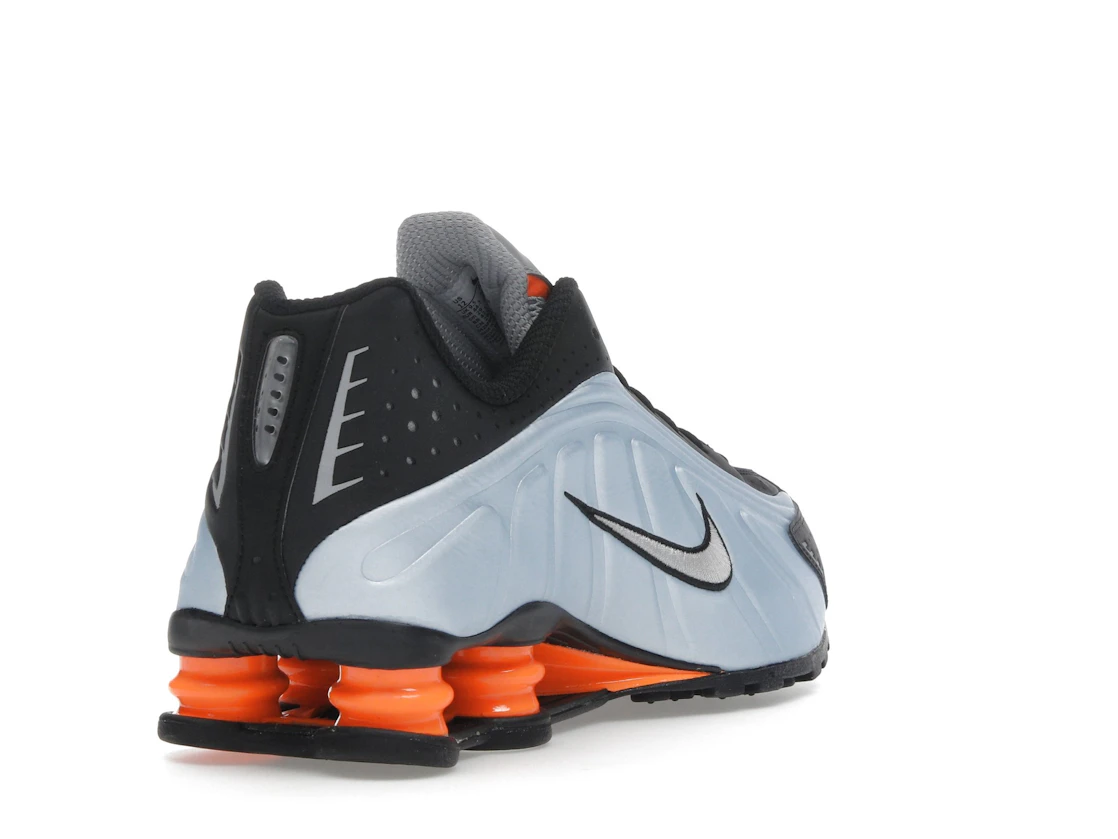 Vue 31 de Nike Shox R4 Blue Tint Total Orange Black Metallic Silver 