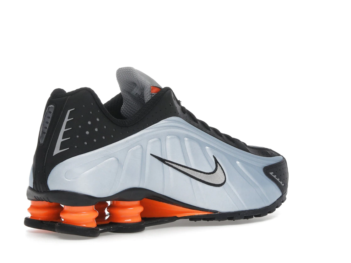 Vue 33 de Nike Shox R4 Blue Tint Total Orange Black Metallic Silver 