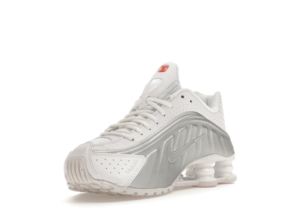 Vue 14 de Nike Shox R4 White Metallic Silver 