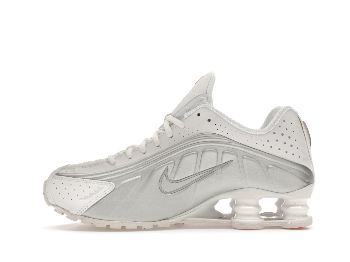 Vue 19 de Nike Shox R4 White Metallic Silver 