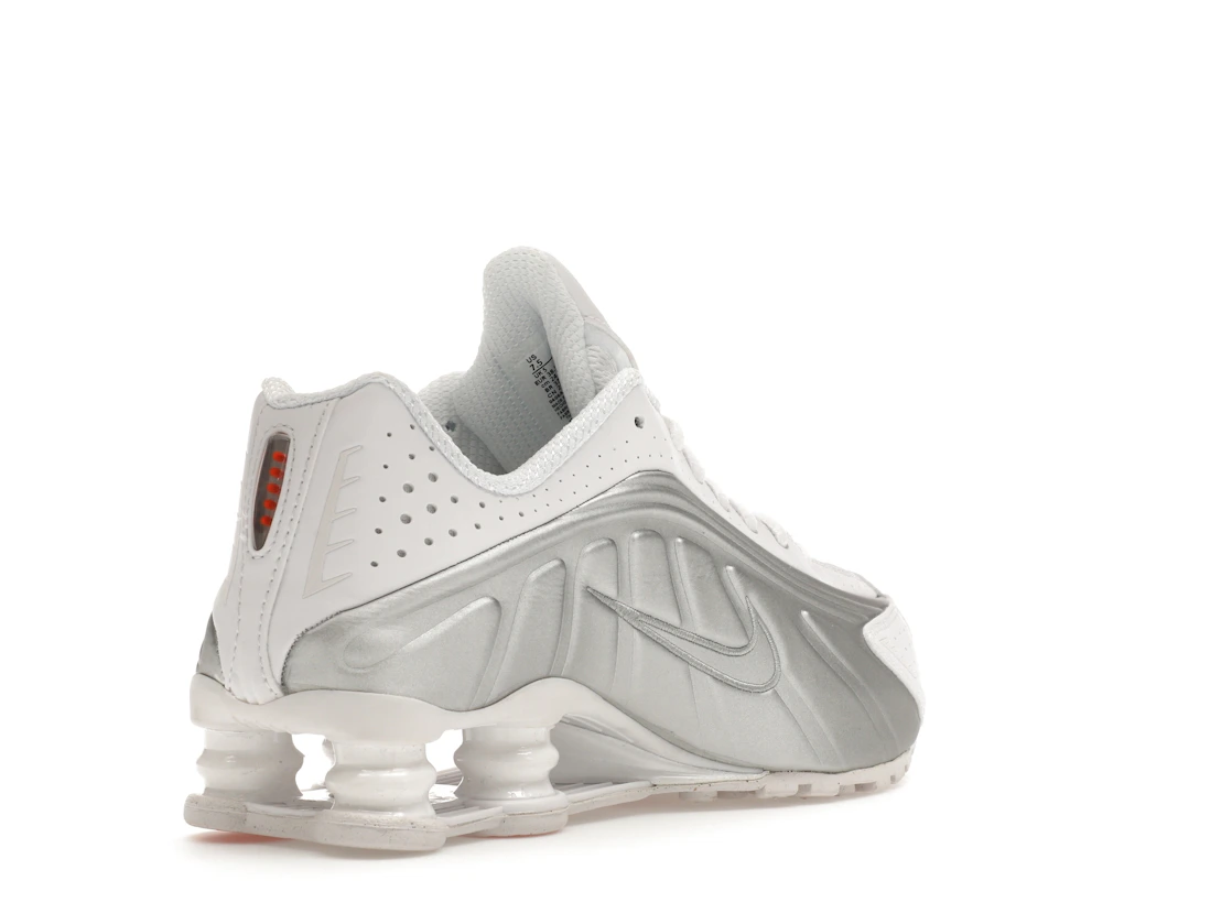 Vue 32 de Nike Shox R4 White Metallic Silver 