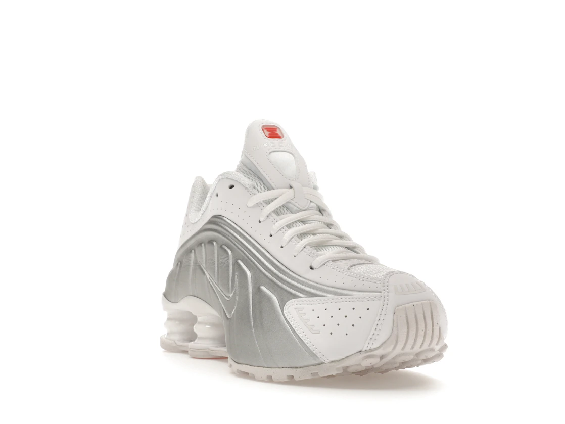 Vue 7 de Nike Shox R4 White Metallic Silver 