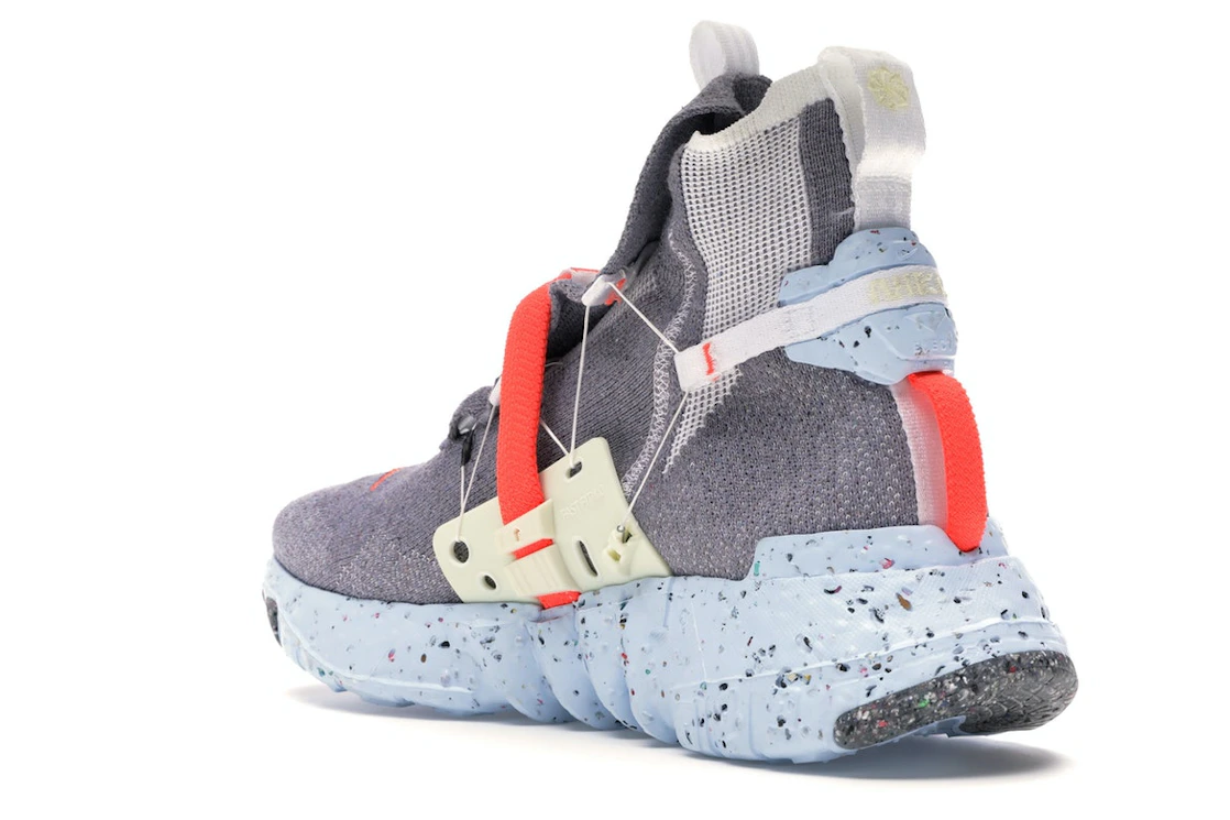 Vue 24 de Nike Space Hippie 03 Vast Grey Hyper Crimson