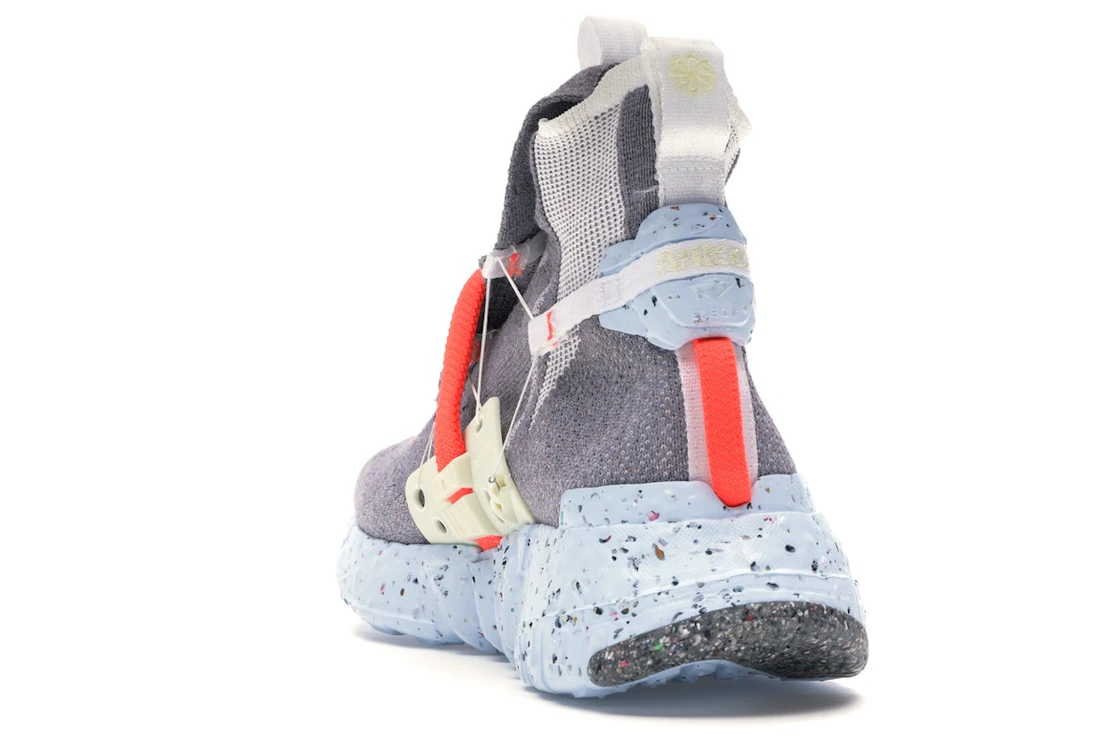 Vue 26 de Nike Space Hippie 03 Vast Grey Hyper Crimson