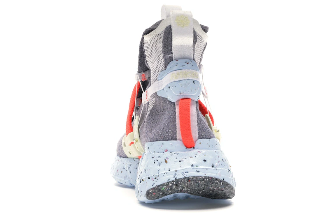 Vue 27 de Nike Space Hippie 03 Vast Grey Hyper Crimson