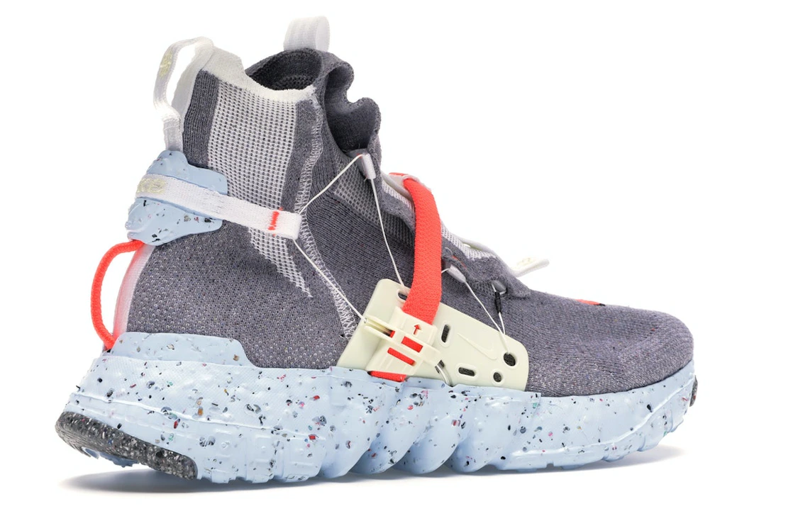 Vue 34 de Nike Space Hippie 03 Vast Grey Hyper Crimson