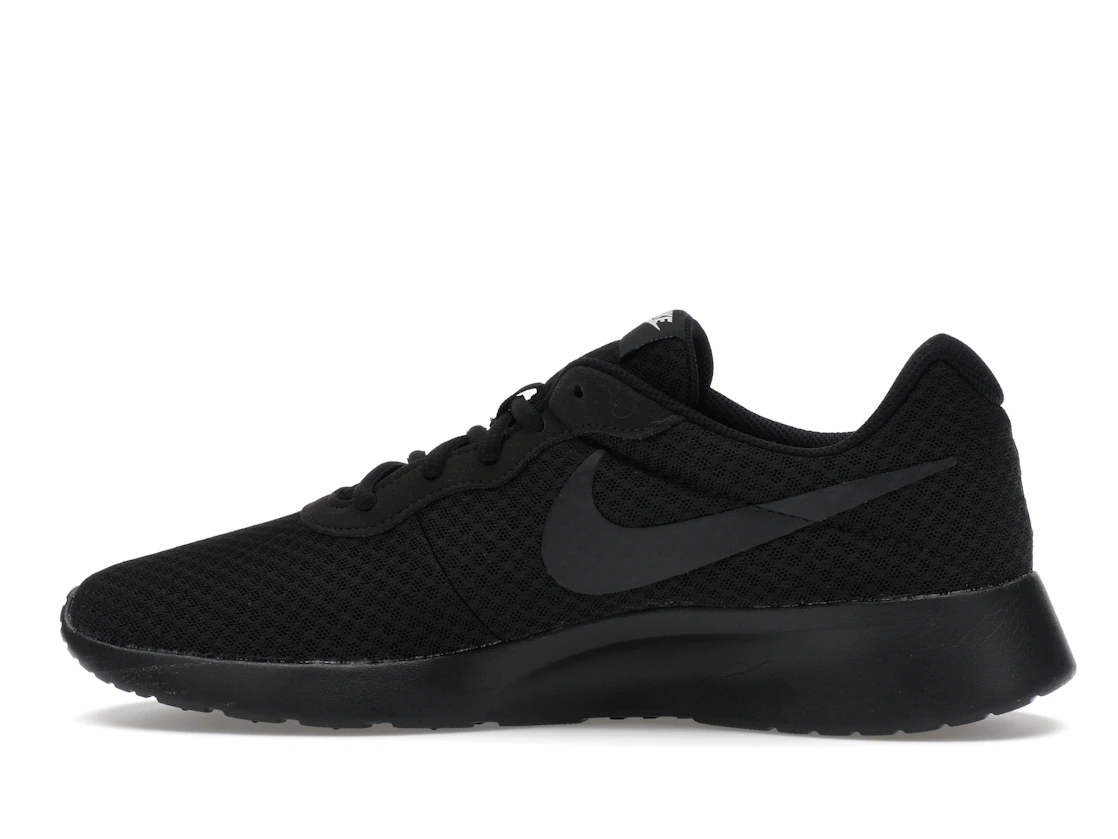 Vue 20 de Nike Tanjun Black Black-White 
