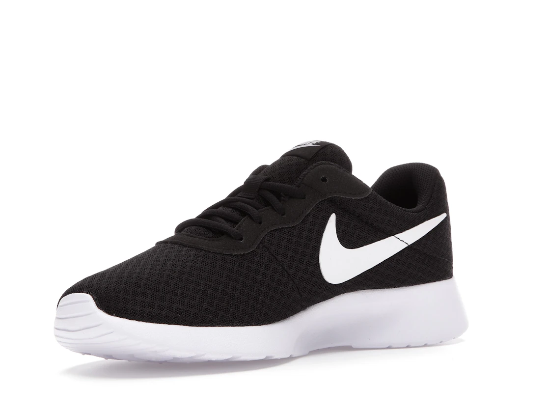 Vue 15 de Nike Tanjun Black White 