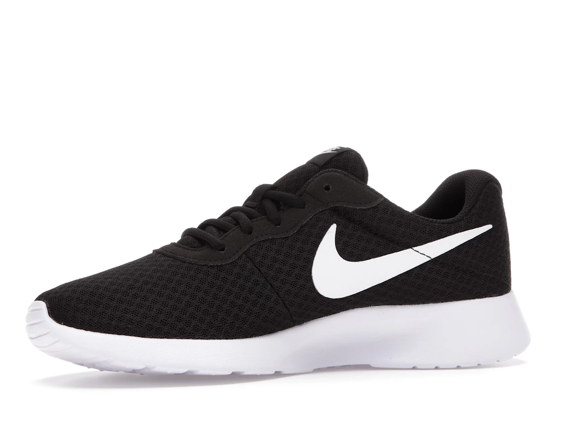 Vue 17 de Nike Tanjun Black White 