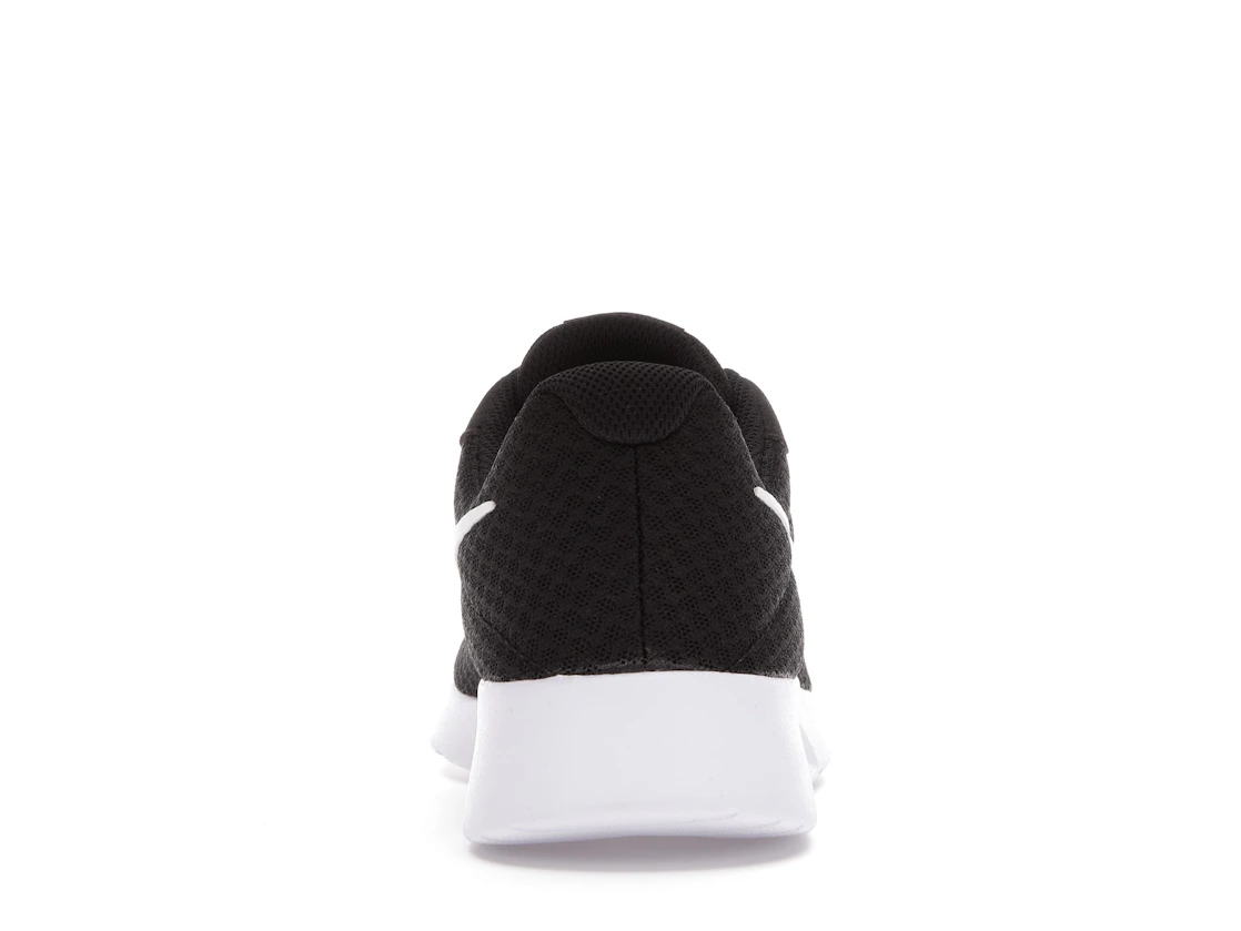 Vue 28 de Nike Tanjun Black White 