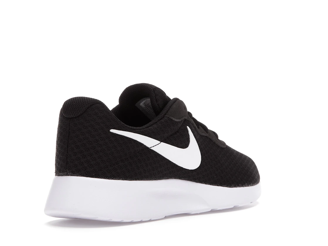 Vue 32 de Nike Tanjun Black White 