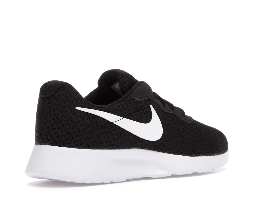 Vue 33 de Nike Tanjun Black White 