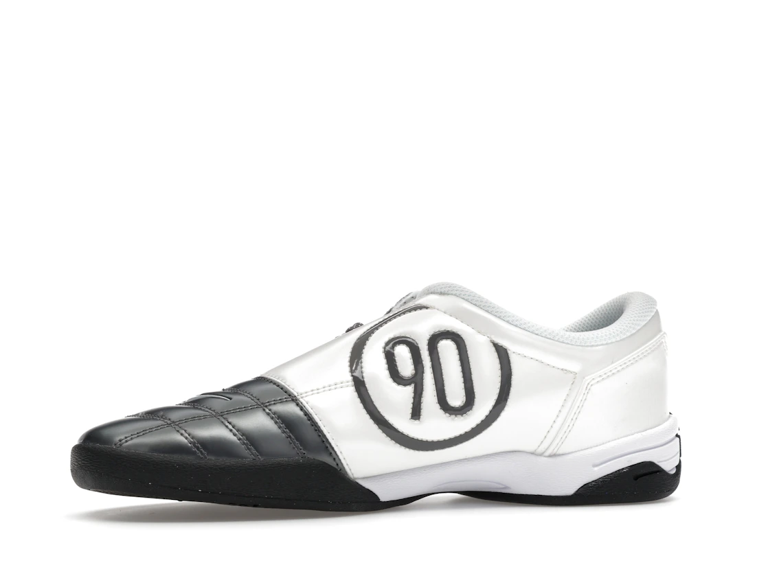Vue 17 de Nike Total 90 3 Light Graphite