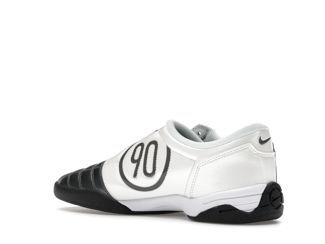 Vue 23 de Nike Total 90 3 Light Graphite