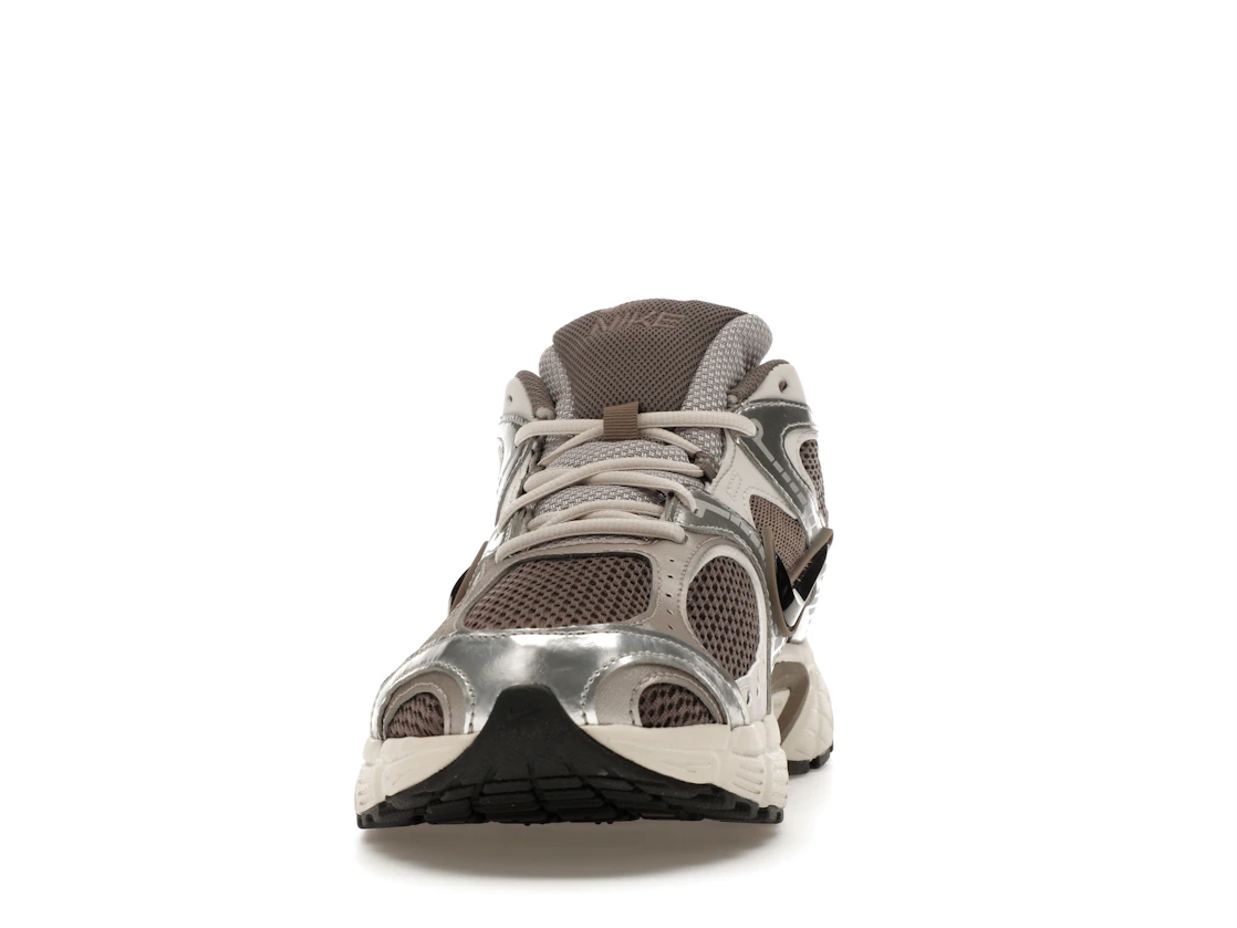Vue 11 de Nike V5 RNR Cave Stone Black