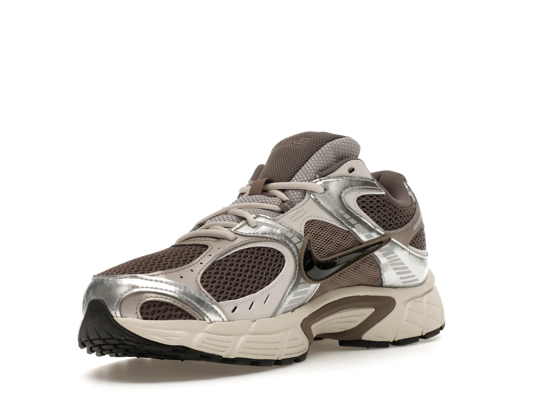 Vue 14 de Nike V5 RNR Cave Stone Black