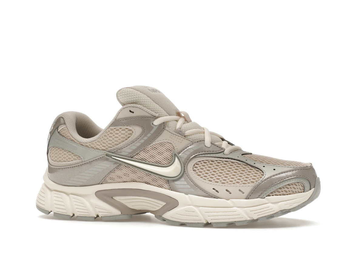 Vue 3 de Nike V5 RNR Oatmeal Pale Ivory