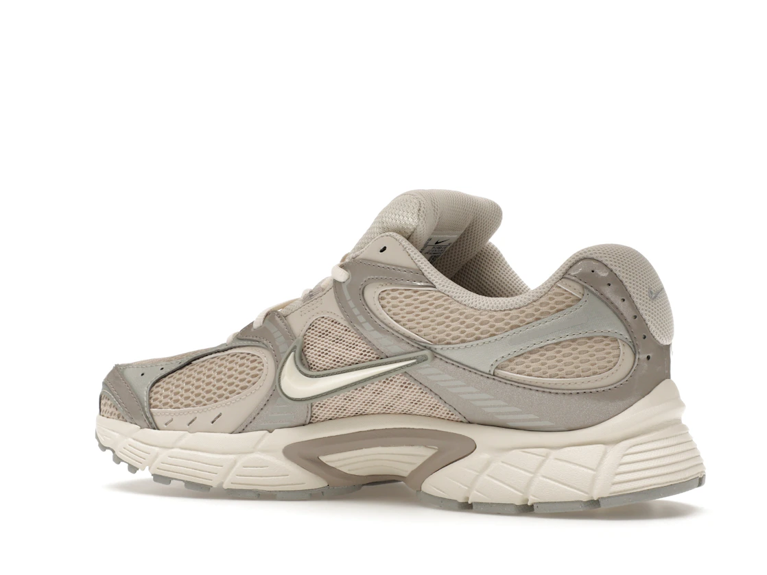Vue 22 de Nike V5 RNR Oatmeal Pale Ivory