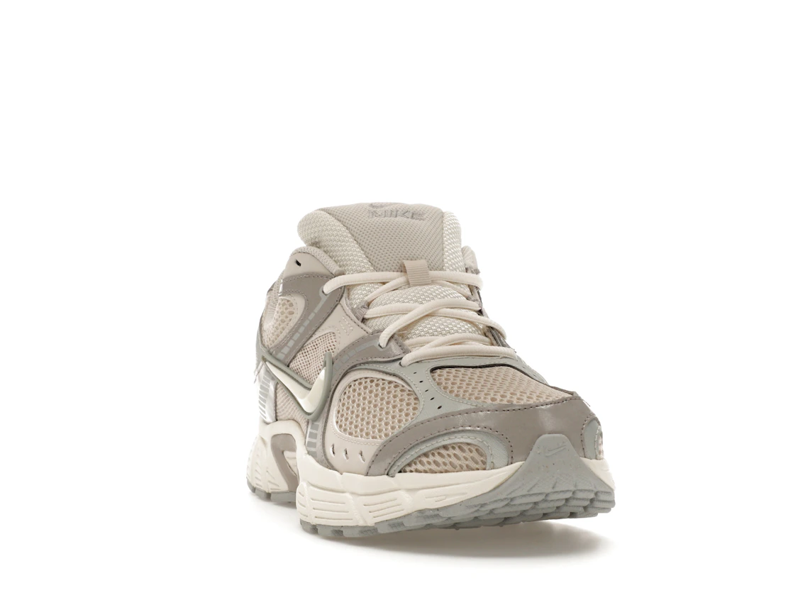 Vue 8 de Nike V5 RNR Oatmeal Pale Ivory