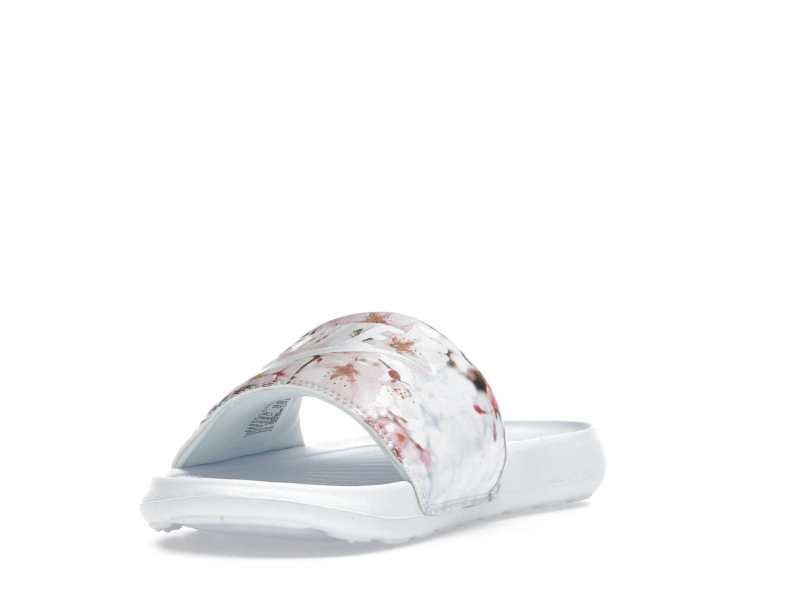 Vue 13 de Nike Victori One Slide White 
