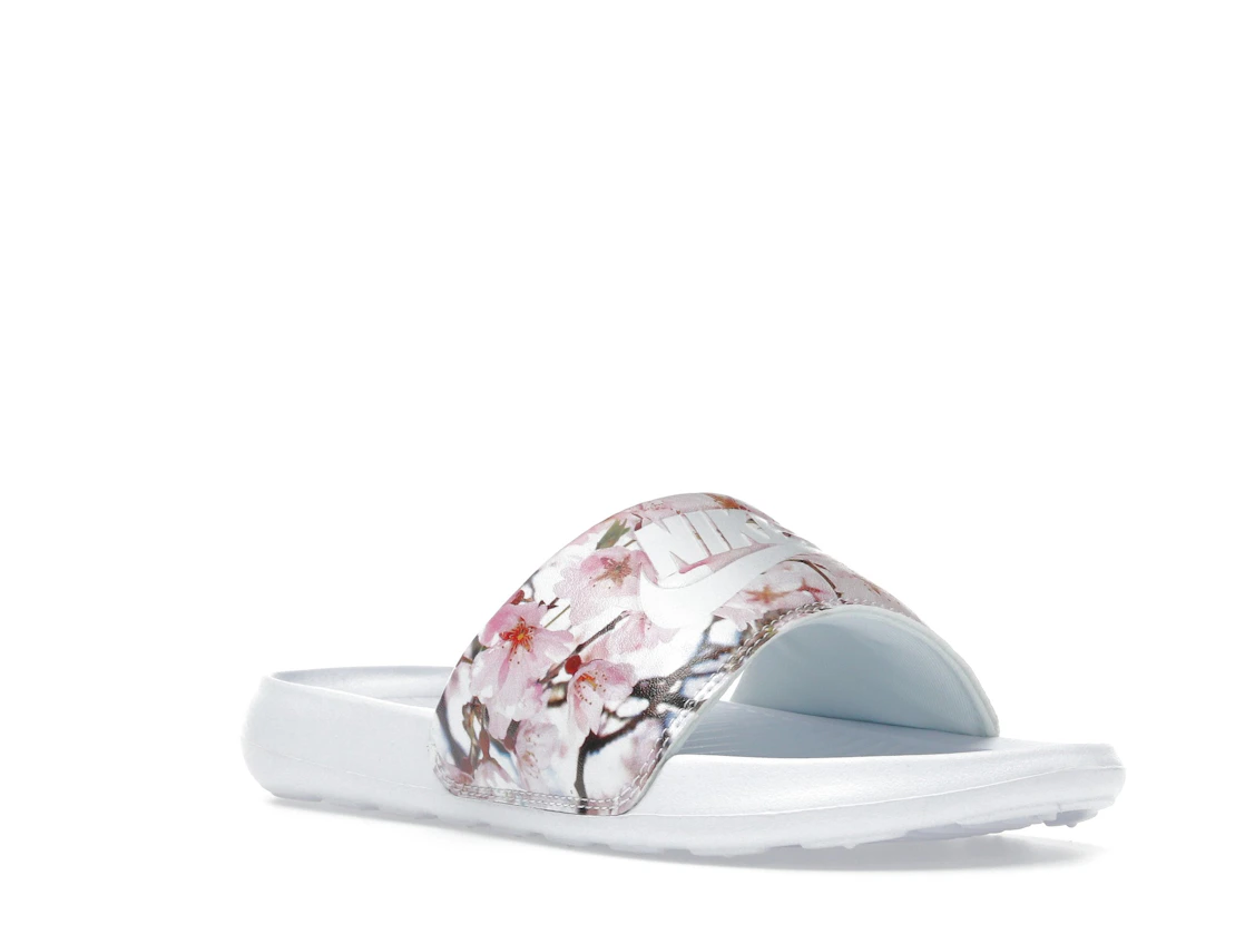 Vue 6 de Nike Victori One Slide White 