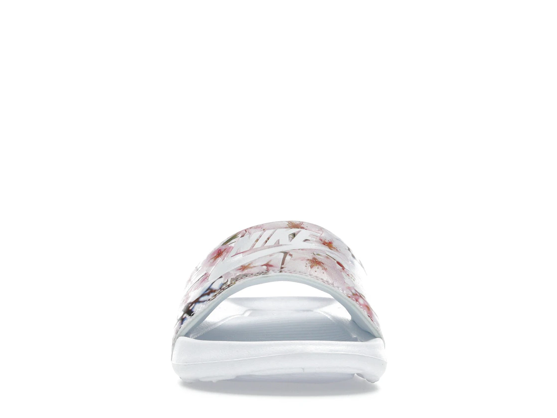 Vue 10 de Nike Victori One Slide White 