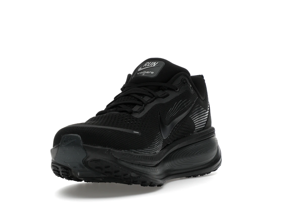 Vue 13 de Nike Vomero 18 Black Dark Smoke Grey Light Smoke Grey