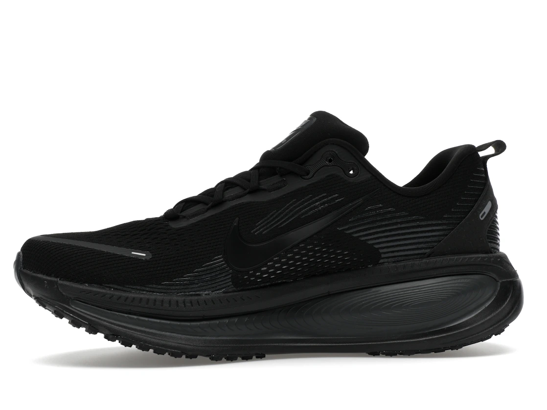 Vue 18 de Nike Vomero 18 Black Dark Smoke Grey Light Smoke Grey