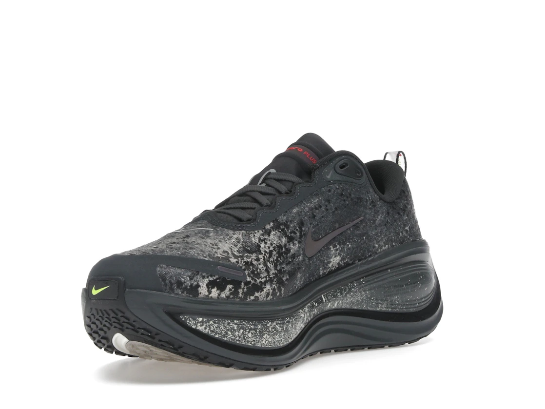 Vue 14 de Nike Vomero Plus Anthracite Oatmeal Black