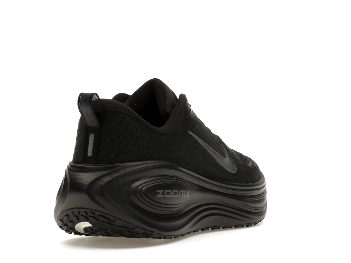 Vue 31 de Nike Vomero Plus Black